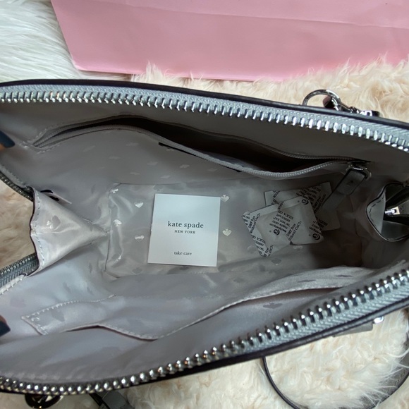 ⛔️SOLD⛔️𝗡𝗲𝘄 𝘄𝗶𝘁𝗵 𝘁𝗮𝗴 Kate Spade Small Dome Satchel - Picture 7 of 8